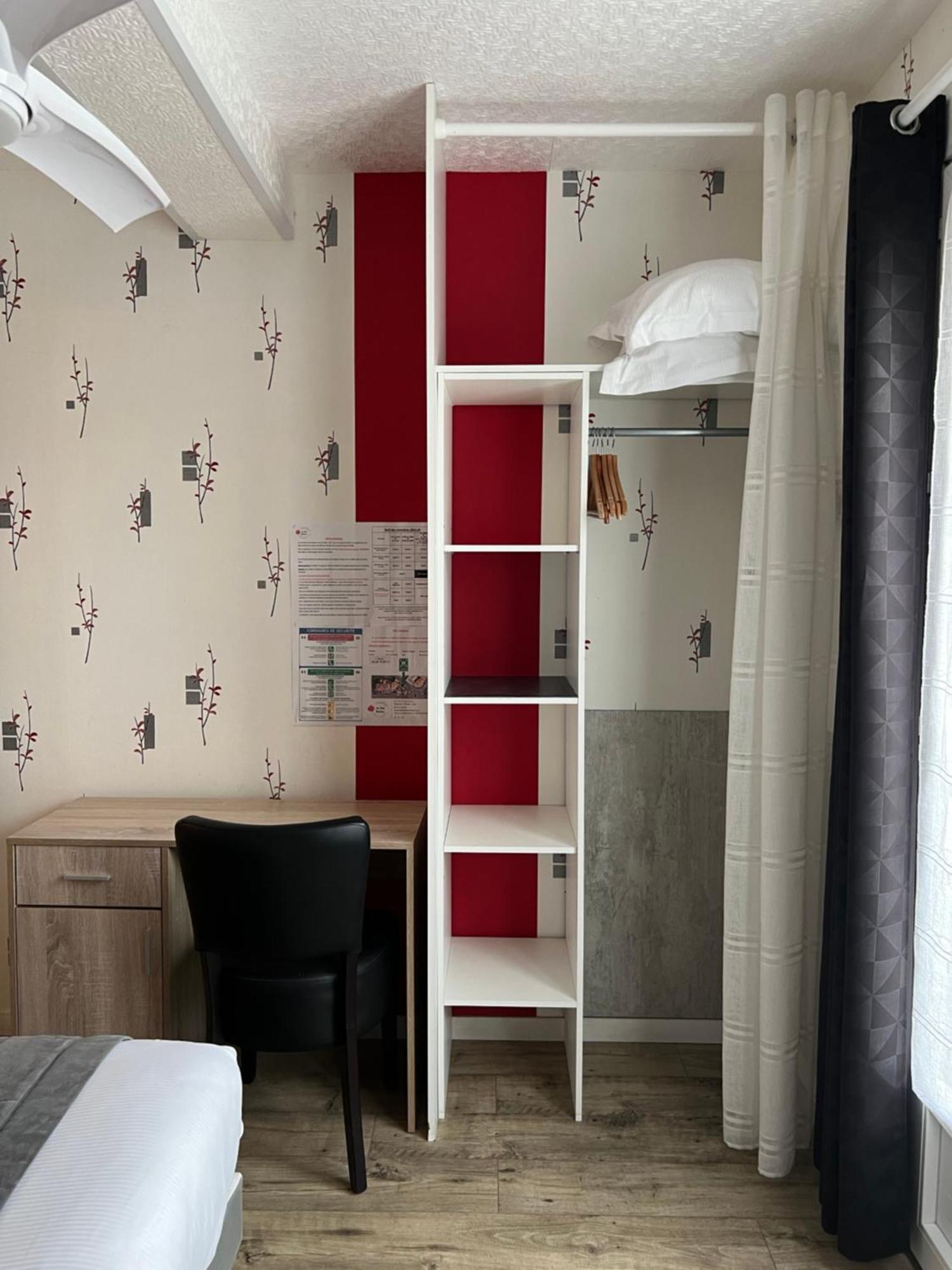 Au Petit Bonheur Hotel Ла Транш-сюр-Мер Екстериор снимка